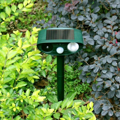 Ultrasonic Deer Repeller - Solar Powered - Flashing Light